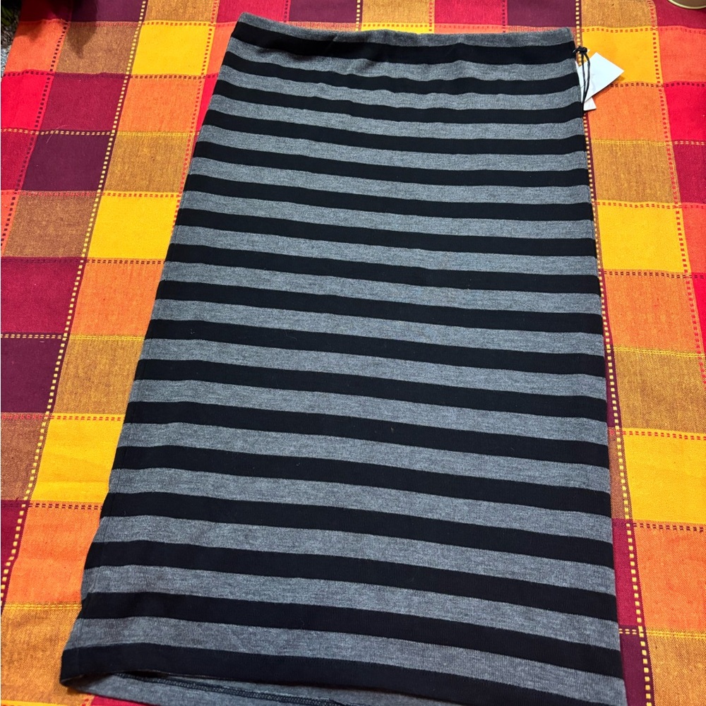 Black Grey Stripes Pencil skirt - Picture 6 of 9